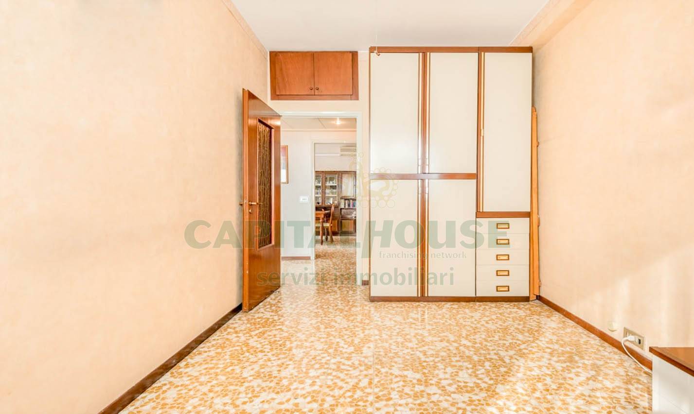 Trilocale in vendita a Milano, Villa San Giovanni