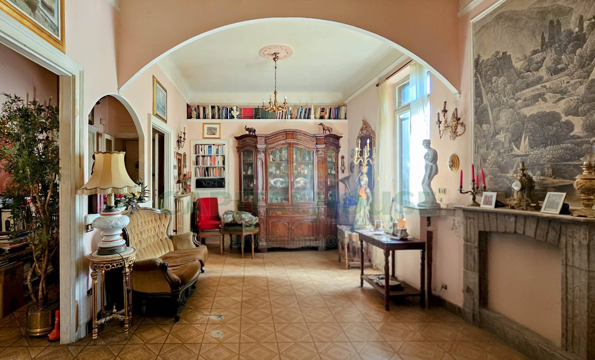 Trilocale in vendita a Milano, Precotto