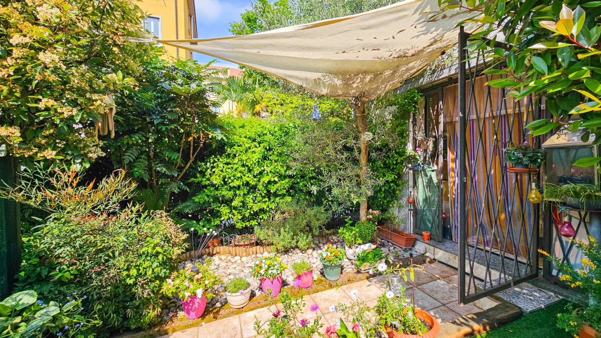 Loft in vendita a Milano, Precotto