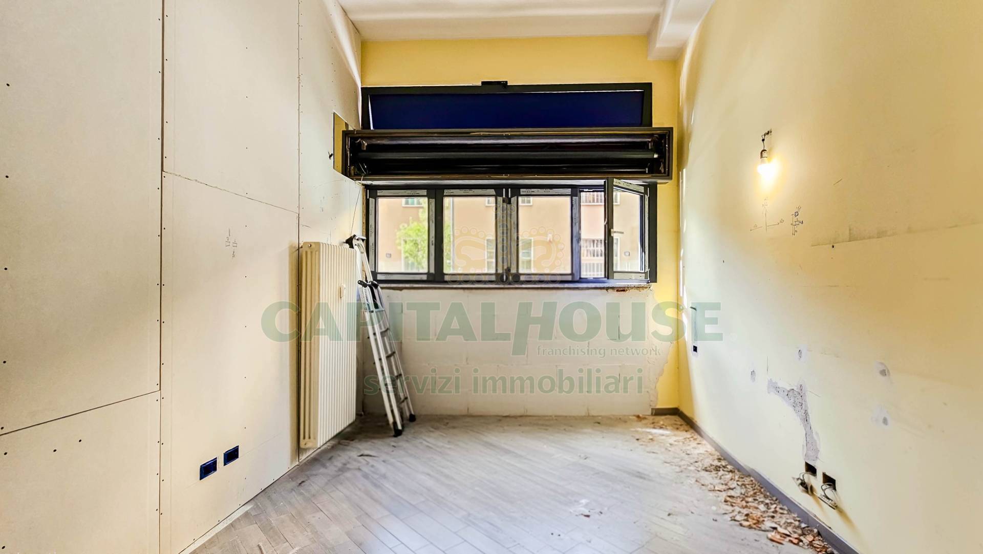 Trilocale in vendita a Milano, Cermenate
