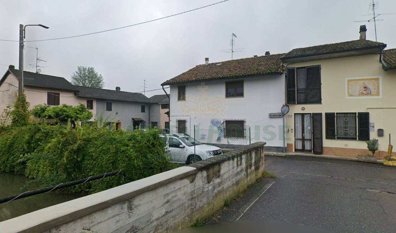 Bilocale in vendita a Locate di Triulzi