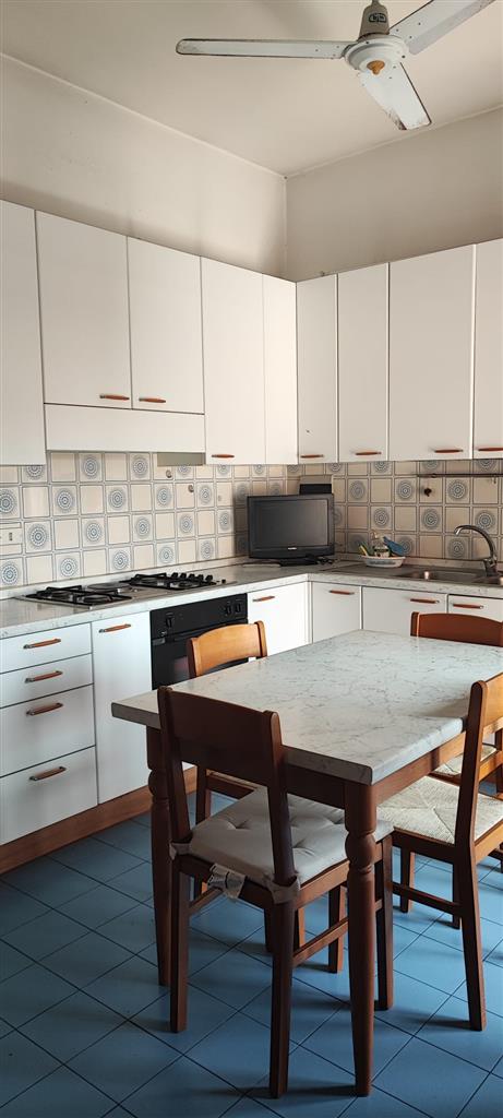 Appartamento arredato in affitto in via nuova valverde catania, Valverde