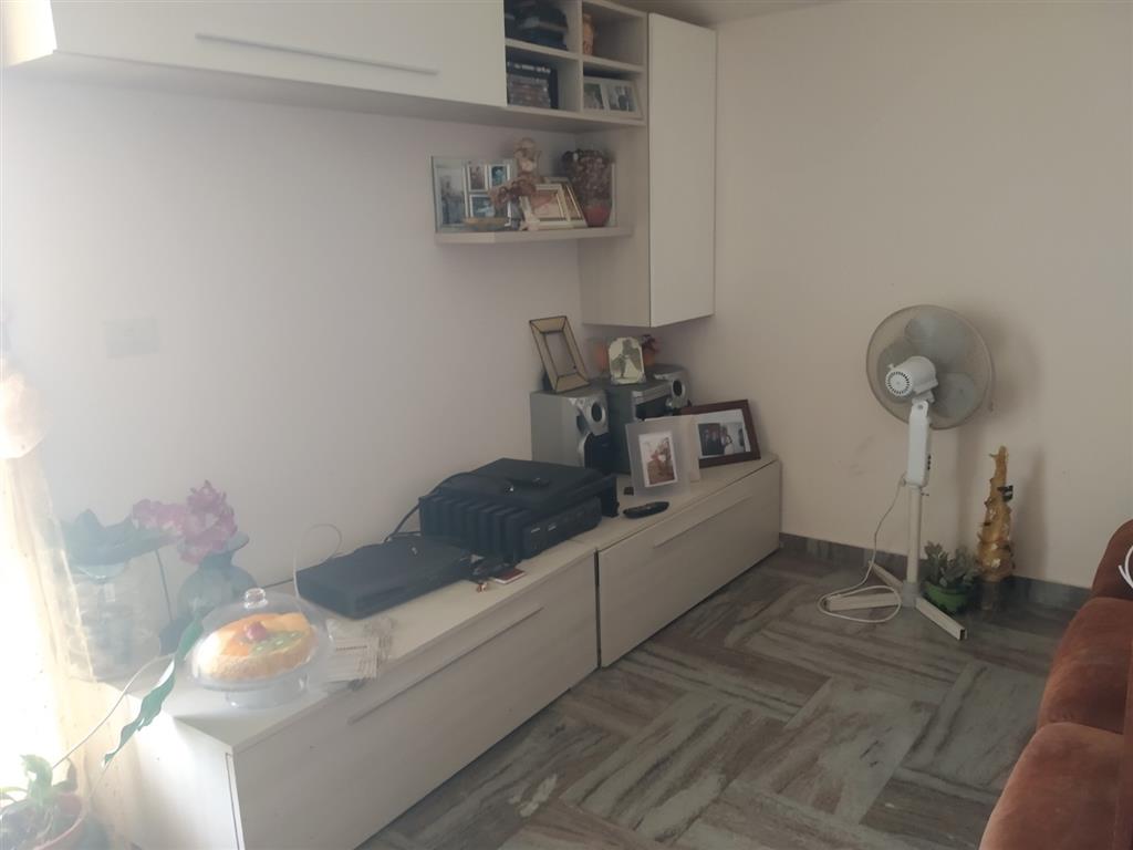 Appartamento con giardino in via dei pini valverde catania, Valverde