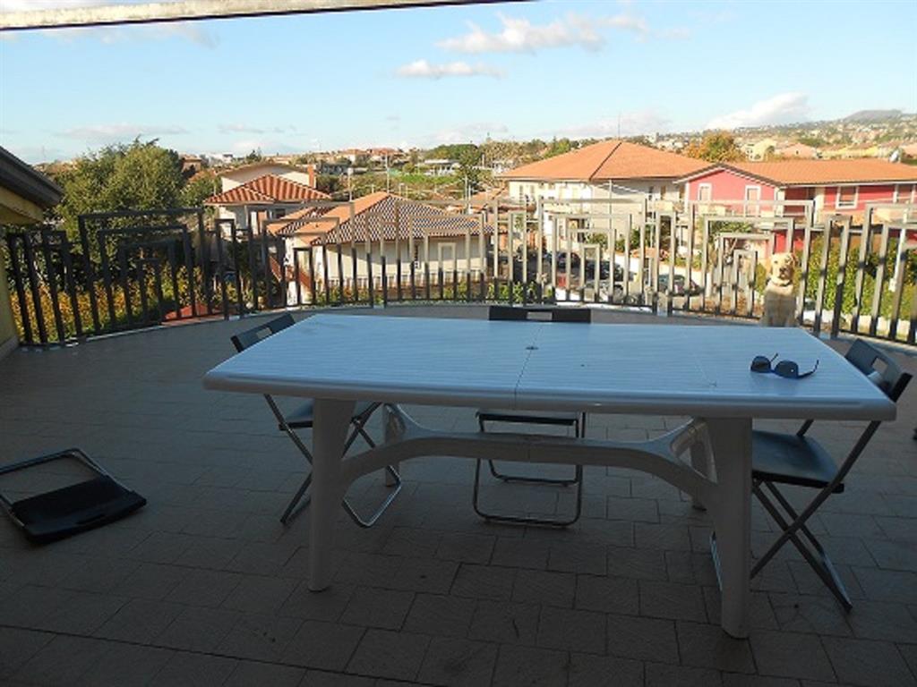 Appartamento arredato in affitto in via puglia, San Giovanni la Punta