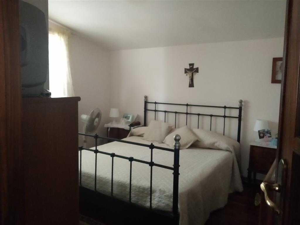 Appartamento con giardino in via dei pini valverde catania, Valverde