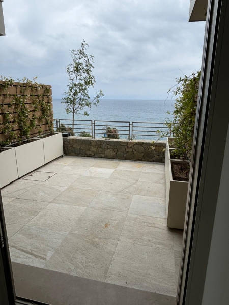 Monolocale con terrazzo a Celle Ligure