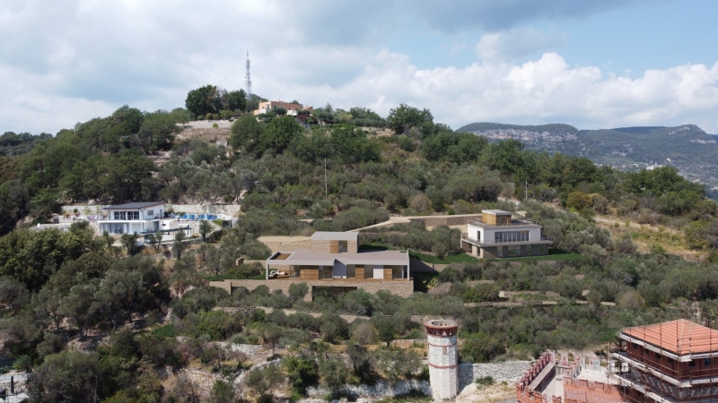 Villa con giardino a Finale Ligure