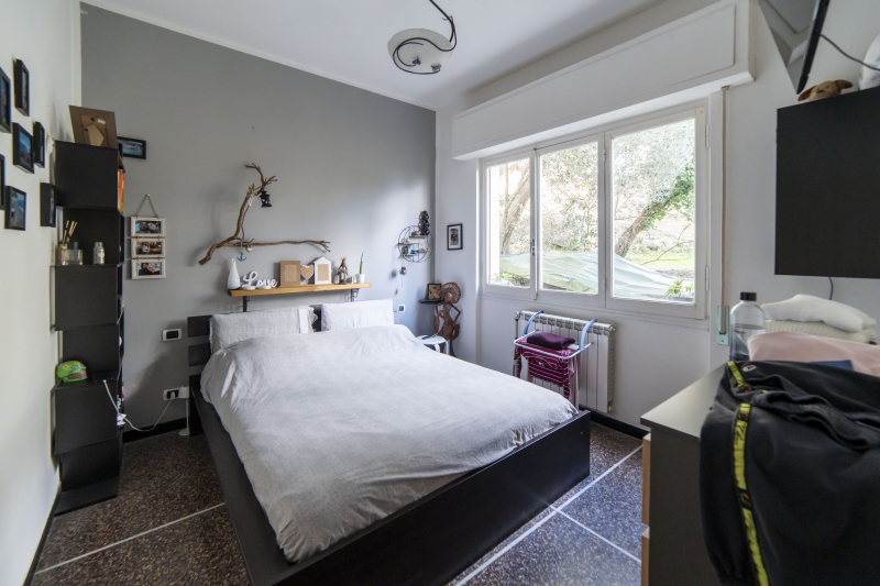 Trilocale ristrutturato a Celle Ligure