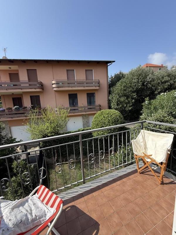 Bilocale in vendita a Celle Ligure