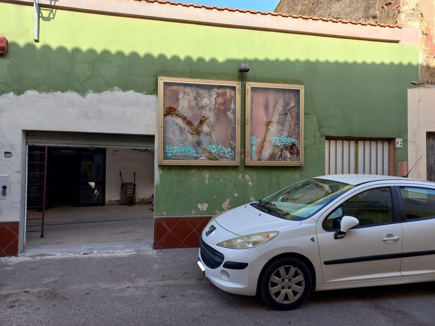 Locale commerciale da ristrutturare a Domusnovas