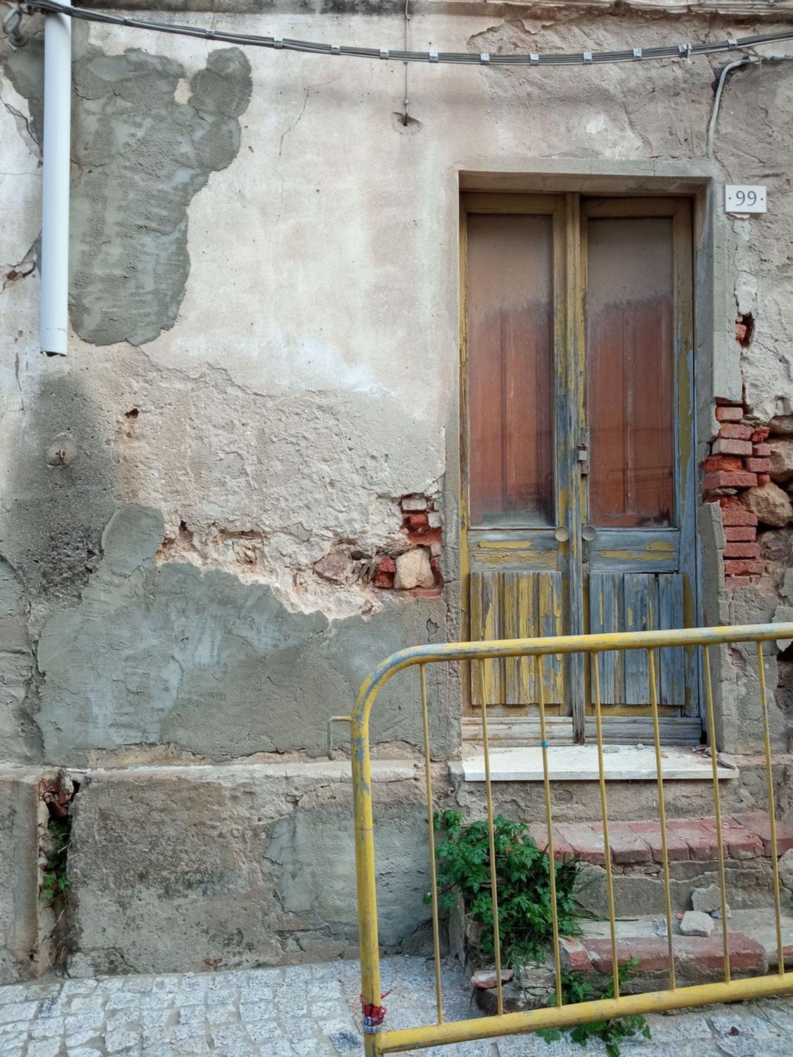 Bilocale da ristrutturare a Gonnesa