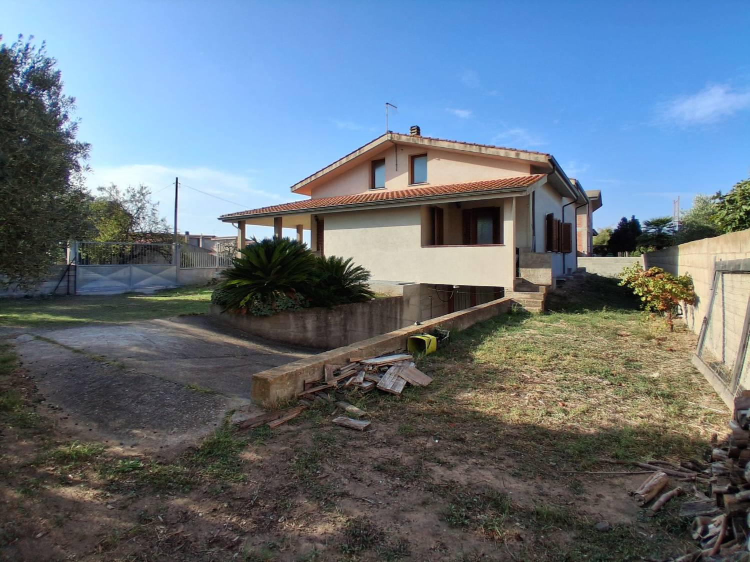 Villa con giardino a San Giovanni Suergiu