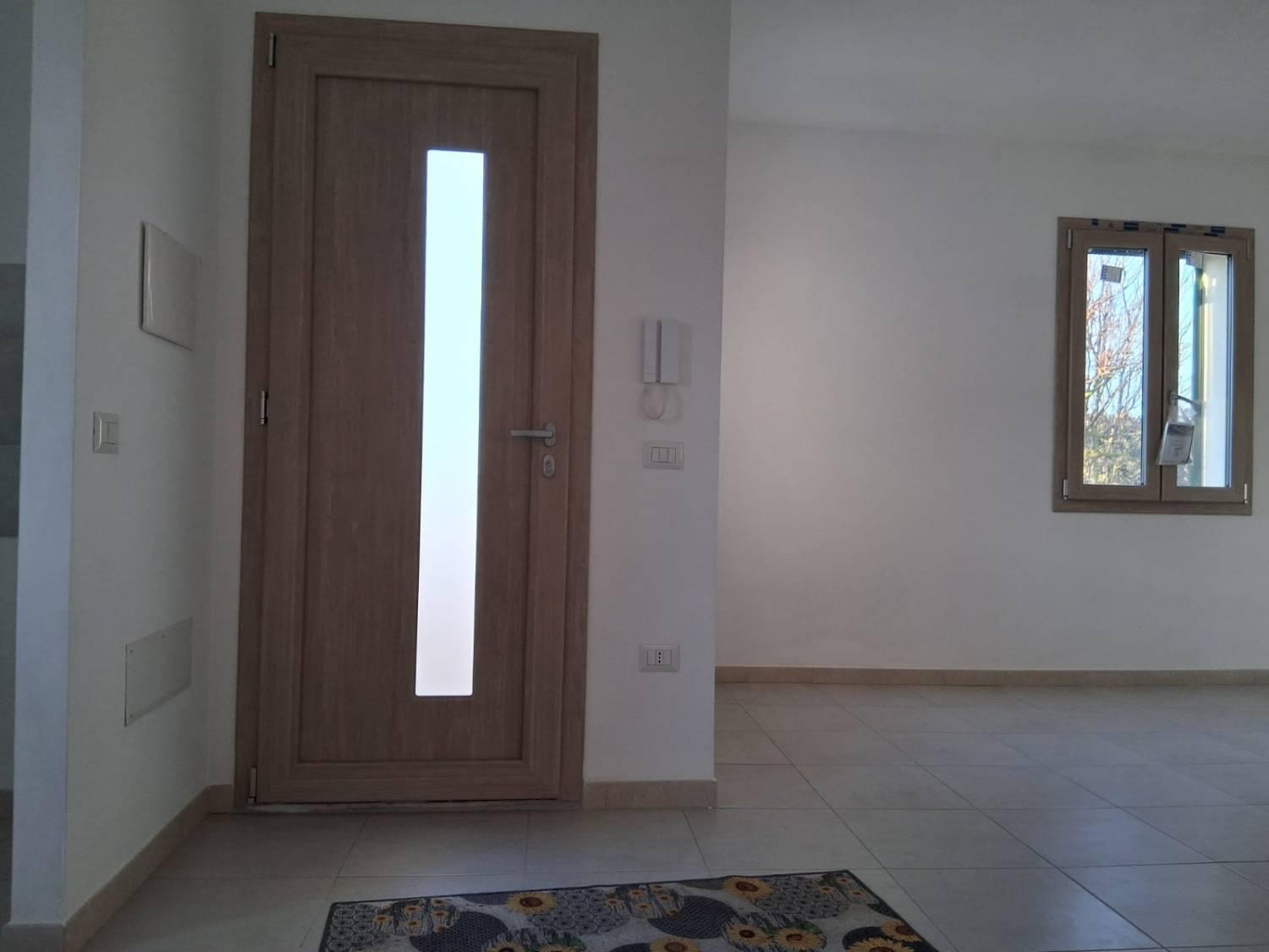 Appartamento con giardino a Carbonia