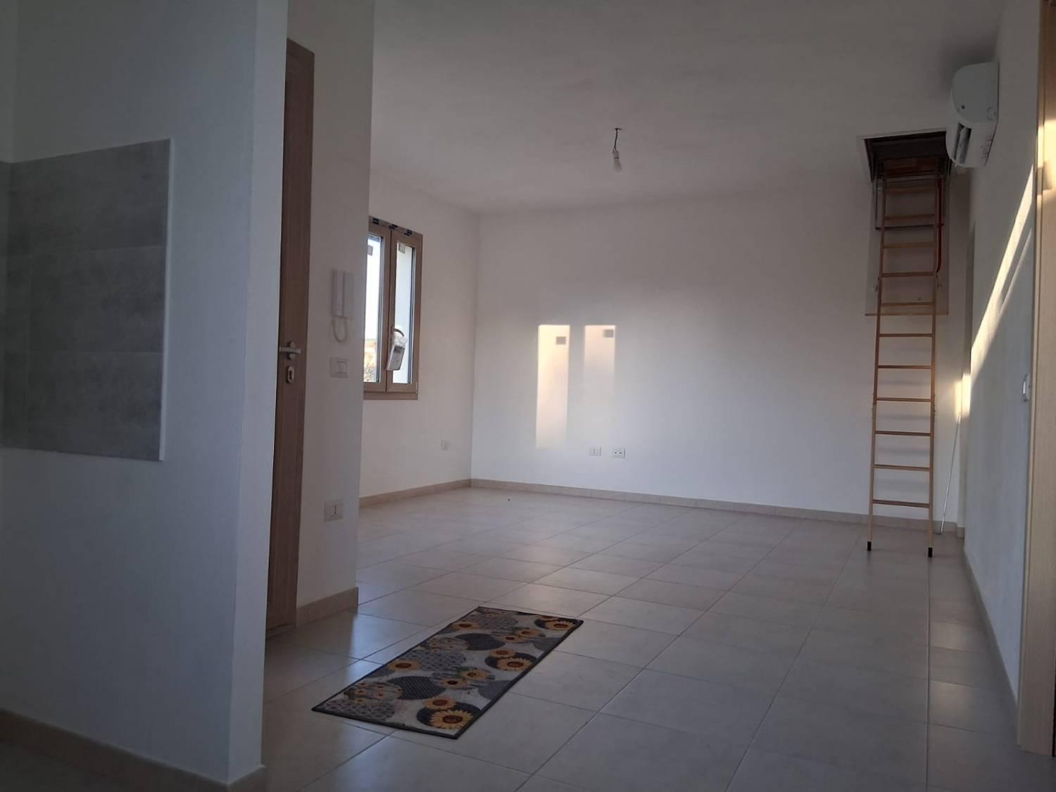 Appartamento con giardino a Carbonia