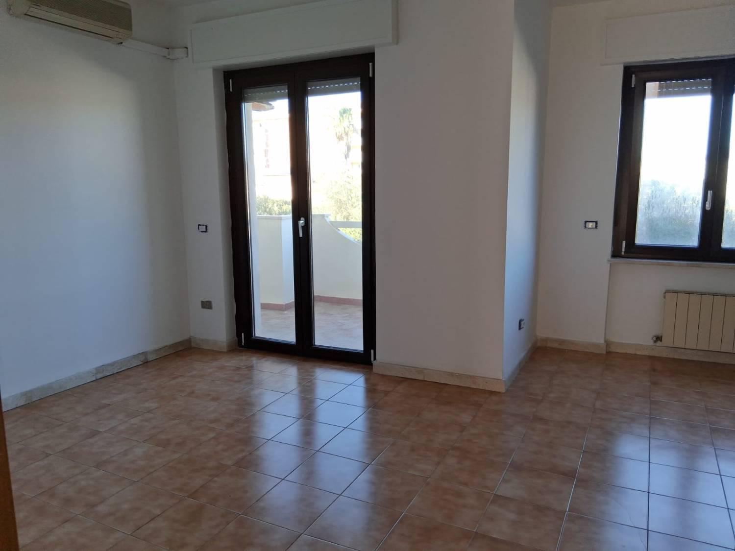 Quadrilocale con box a Iglesias