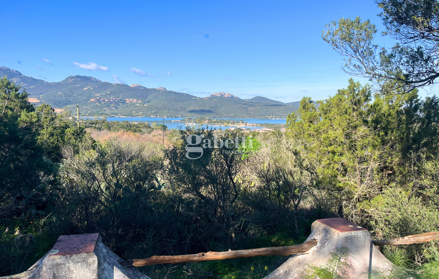 Villa in vendita a Olbia