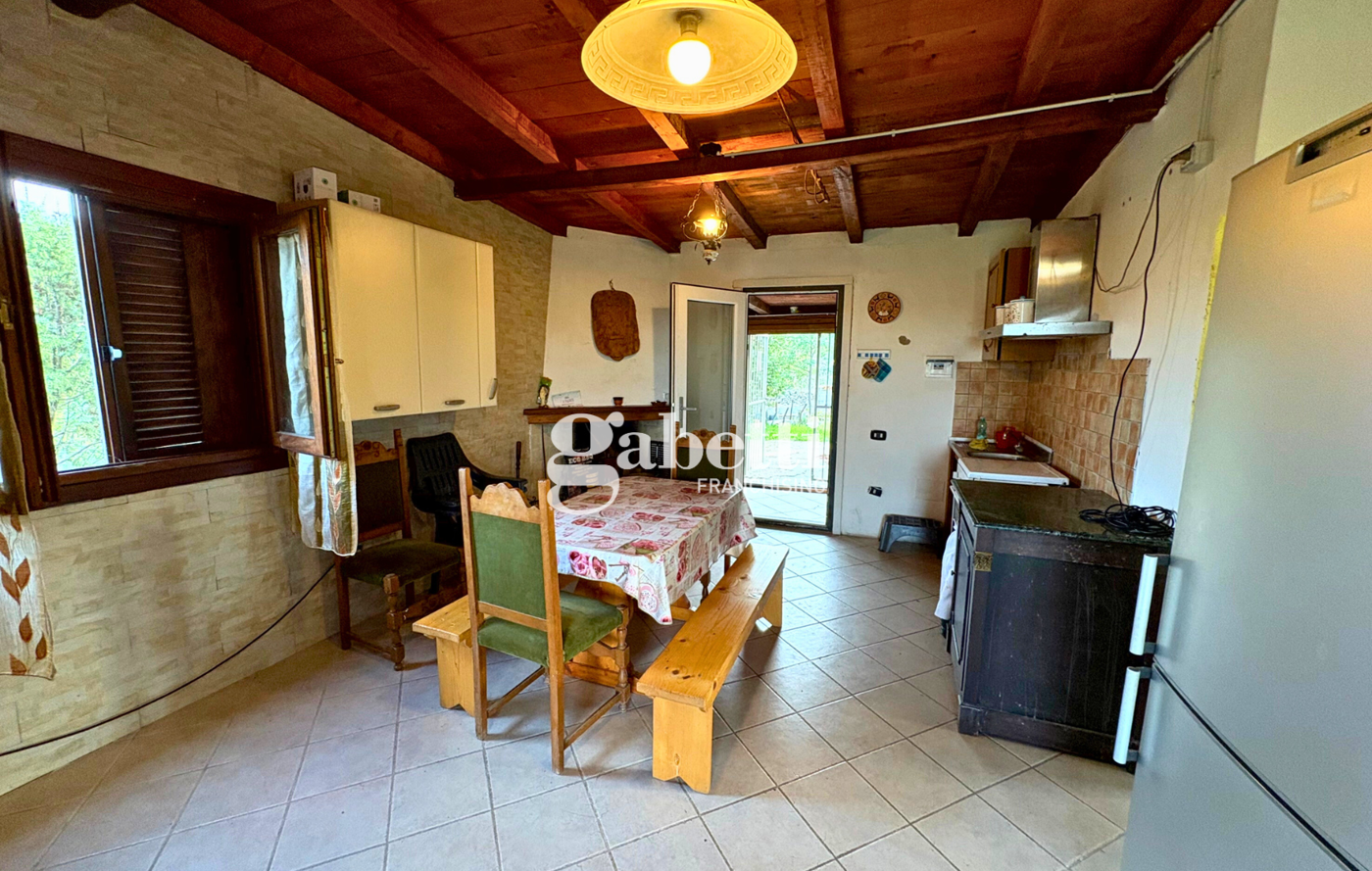 Magazzino in vendita a Padru