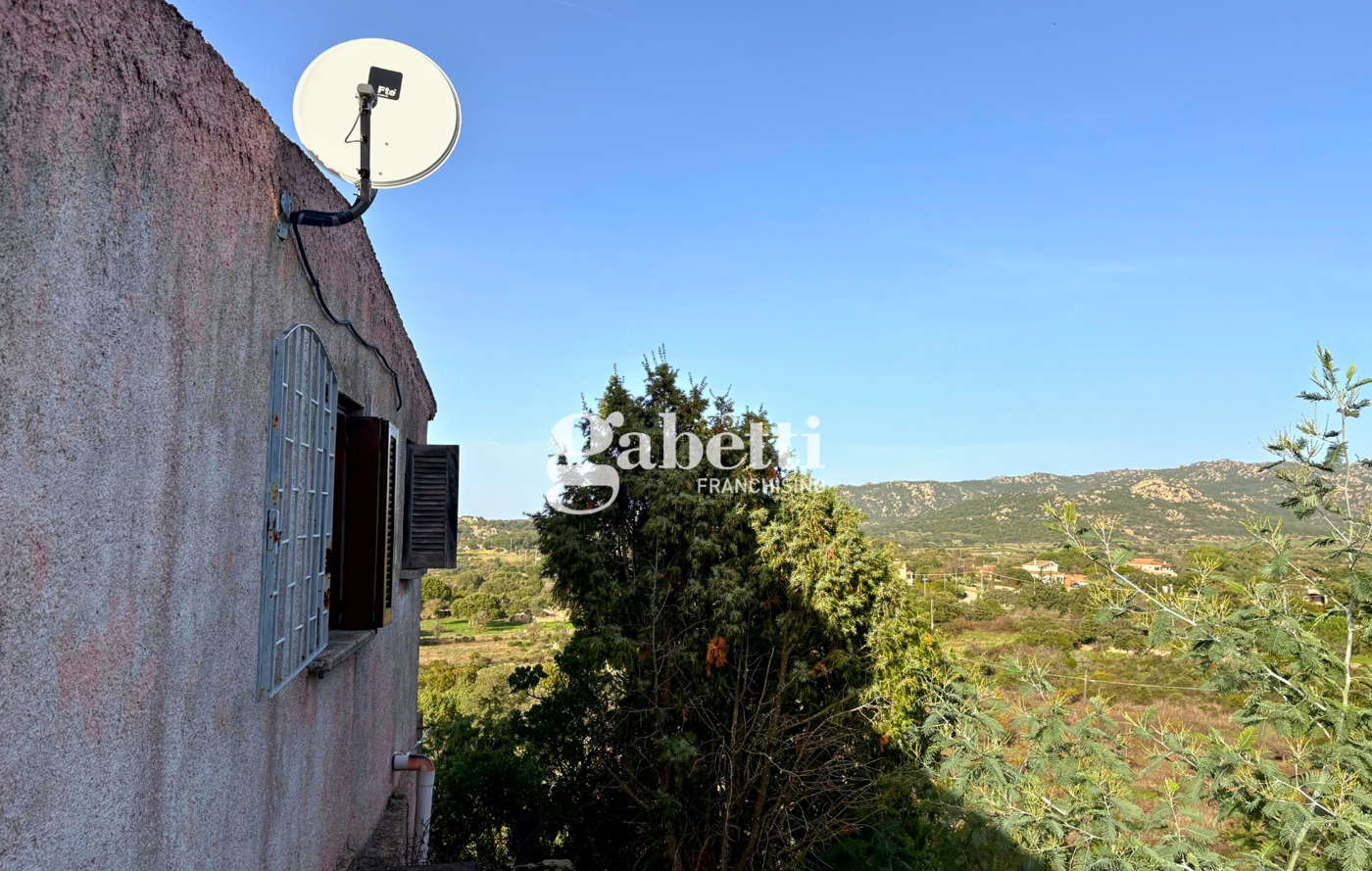 Magazzino in vendita a Padru