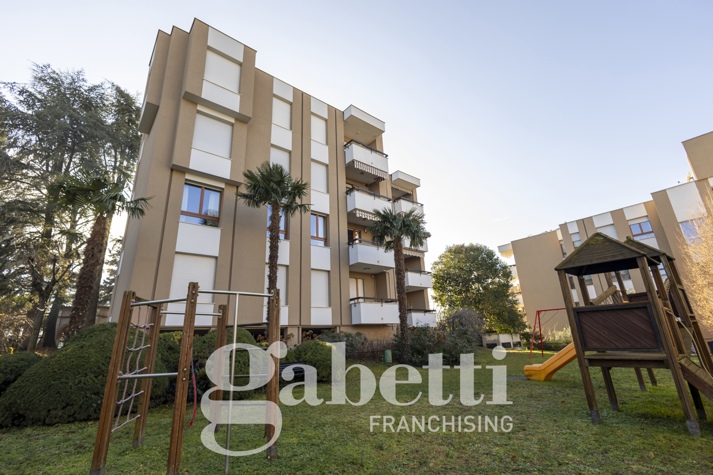 Appartamento con box a Rivoli