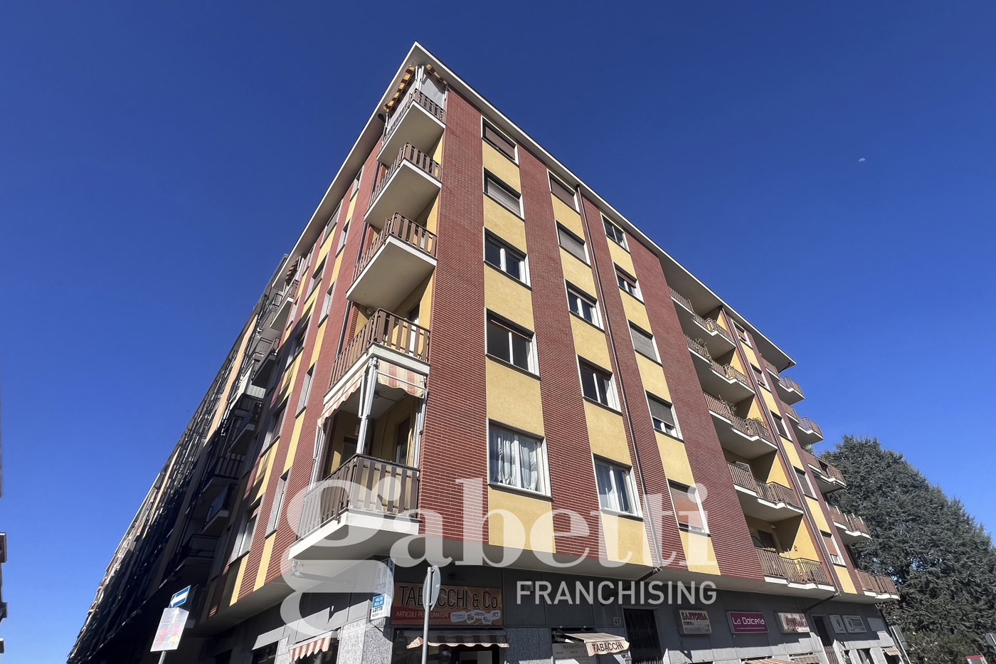 Quadrilocale in vendita a Rivoli