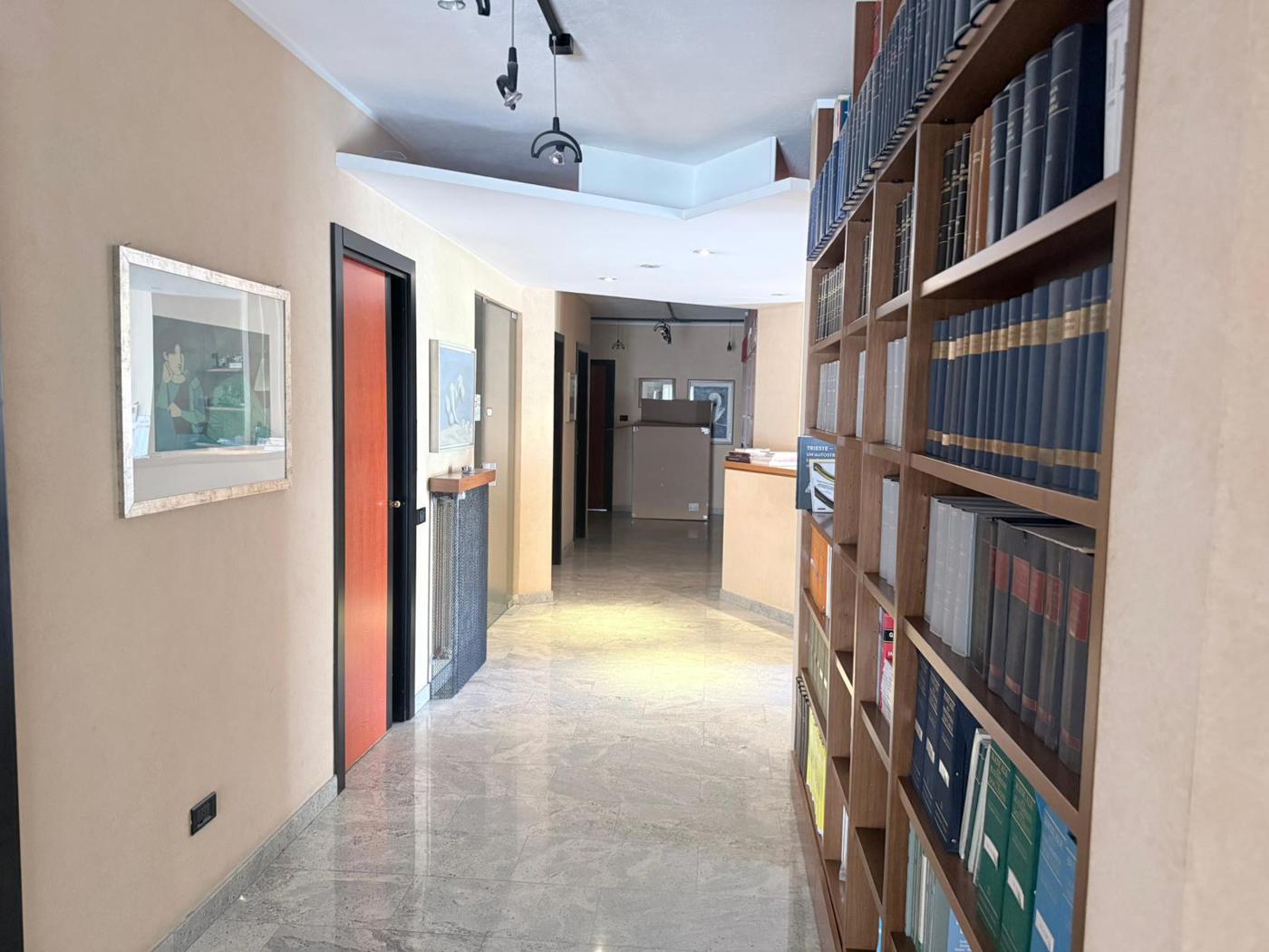 Ufficio ristrutturato a Aosta