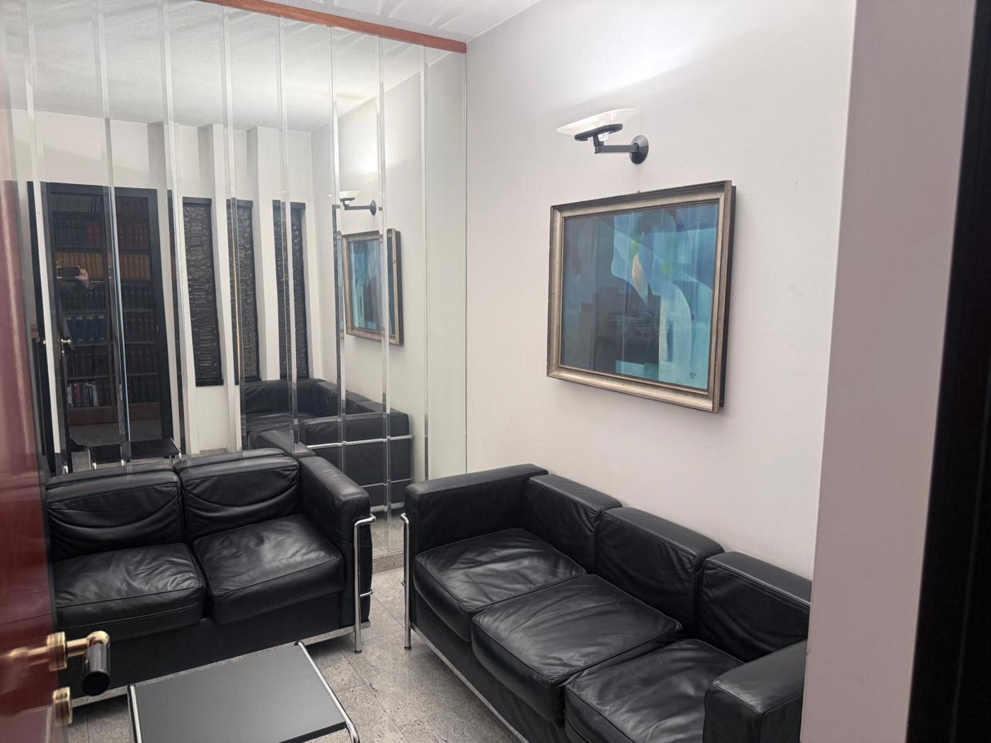 Ufficio ristrutturato a Aosta