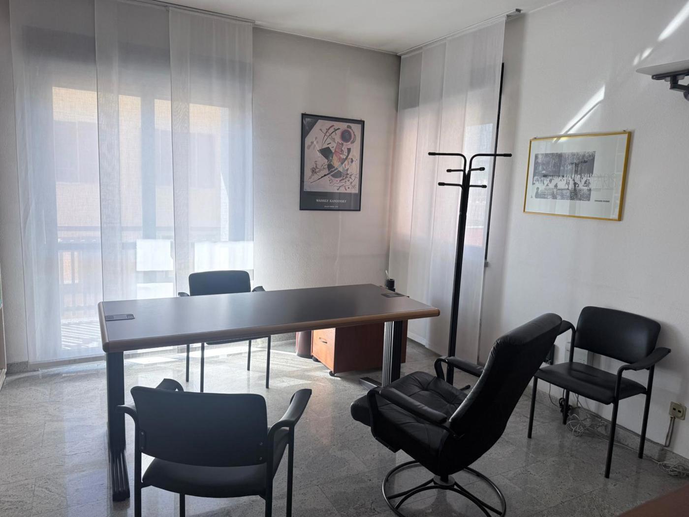 Ufficio ristrutturato a Aosta