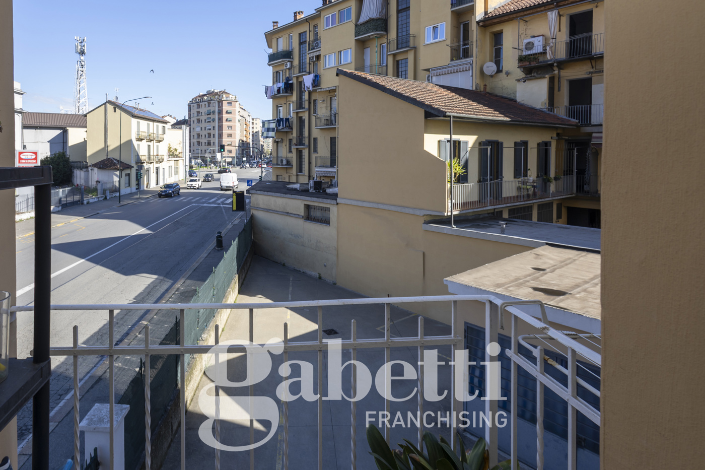 Trilocale arredato in affitto a Torino