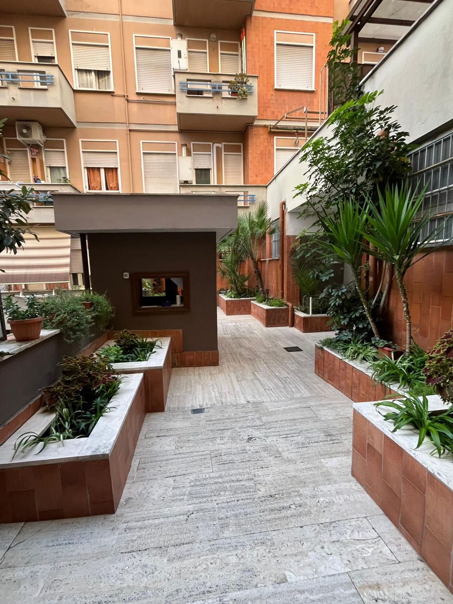 Loft in vendita in via via alessandro piola caselli 41, Roma
