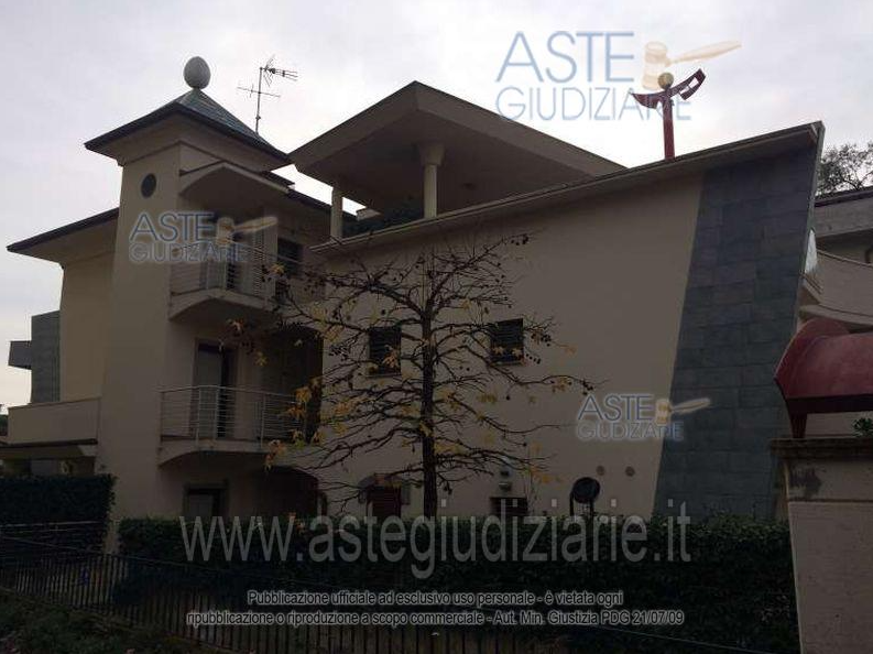 Appartamento con terrazzo a Montecatini-Terme