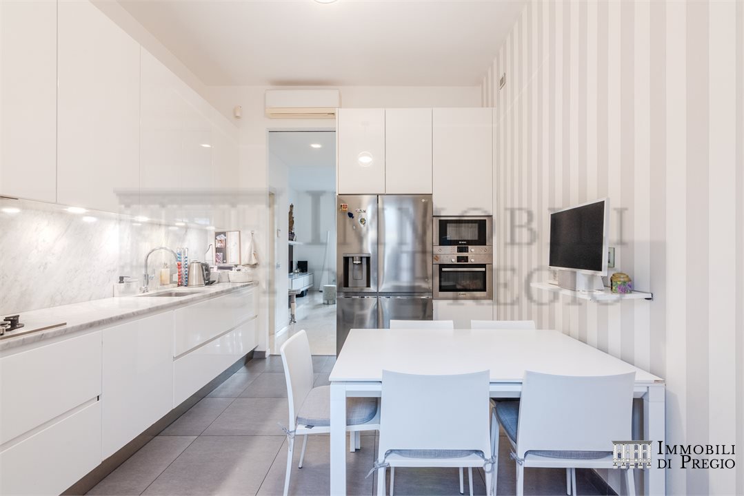 Quadrilocale in vendita, Milano ticinese