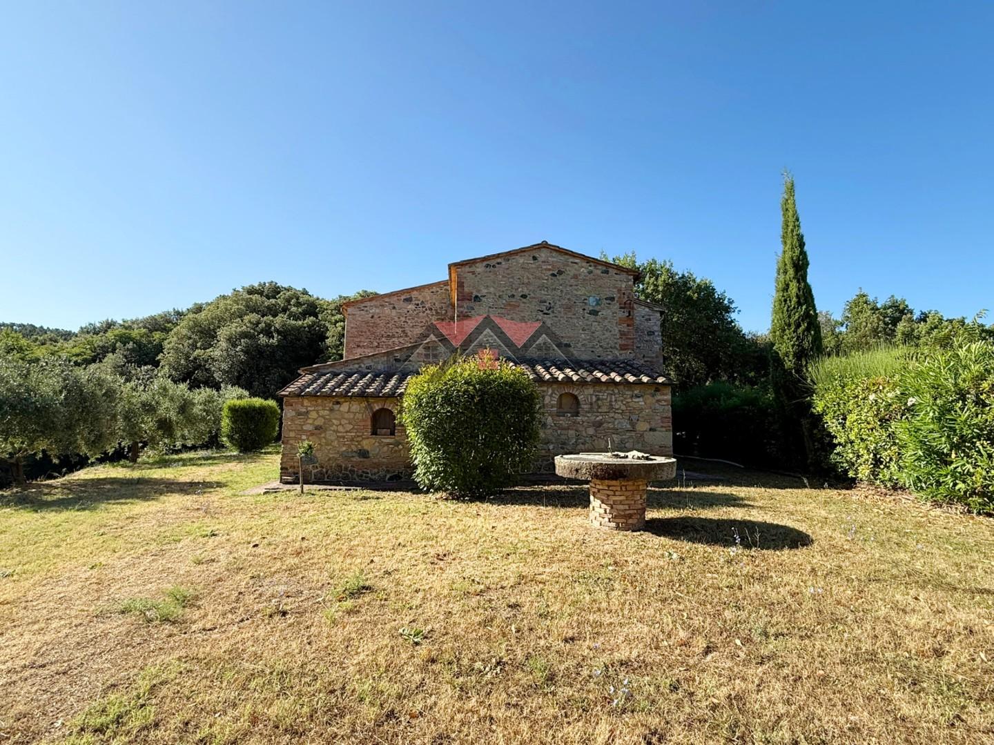 Rustico con giardino, Pomarance san dalmazio