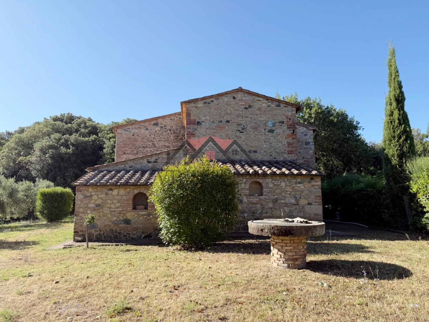 Rustico con giardino, Pomarance san dalmazio