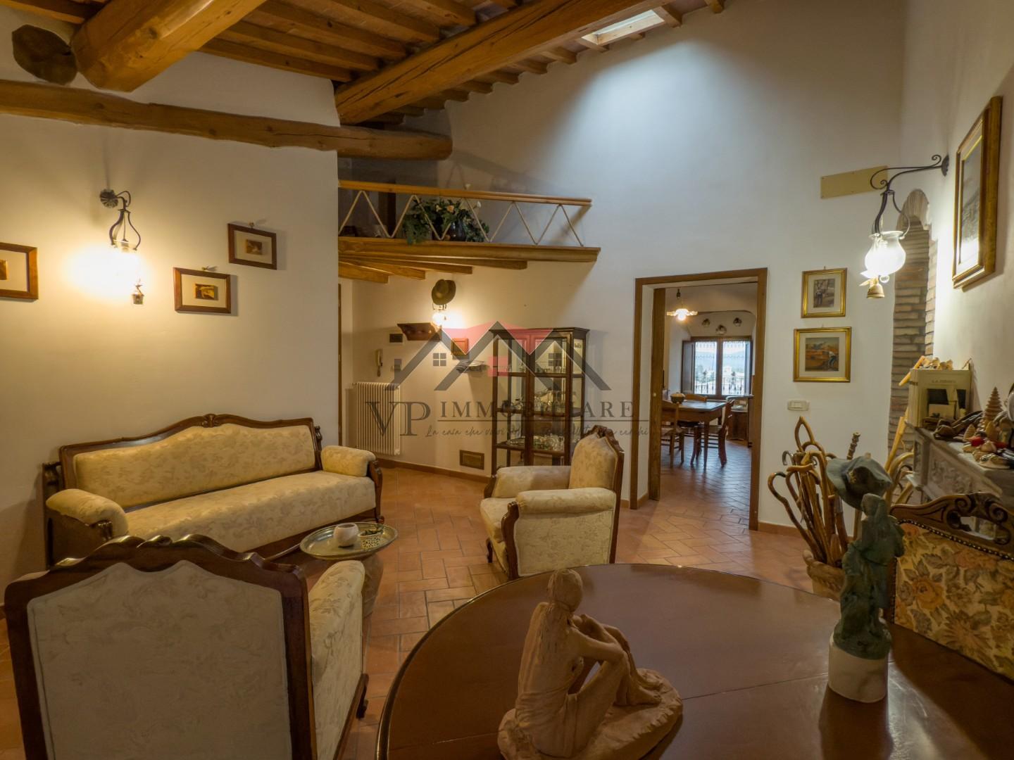 Appartamento in vendita a Pomarance