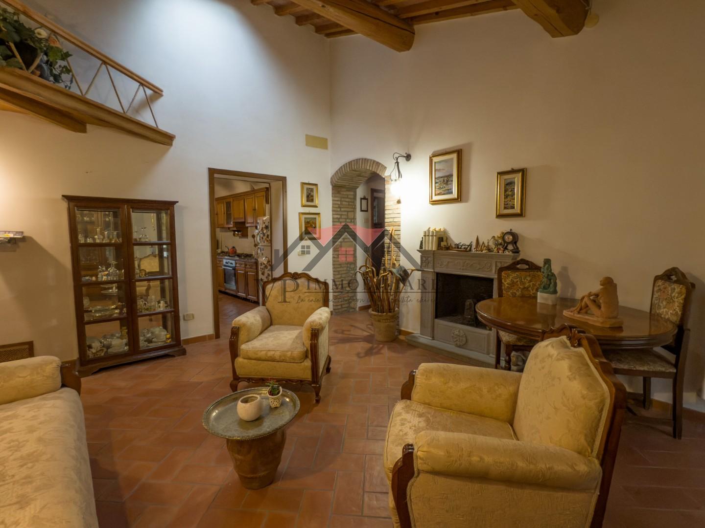 Appartamento in vendita a Pomarance