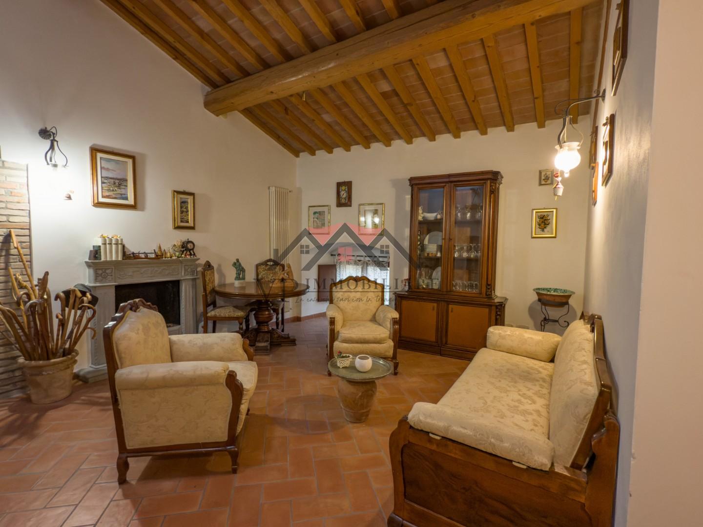 Appartamento in vendita a Pomarance