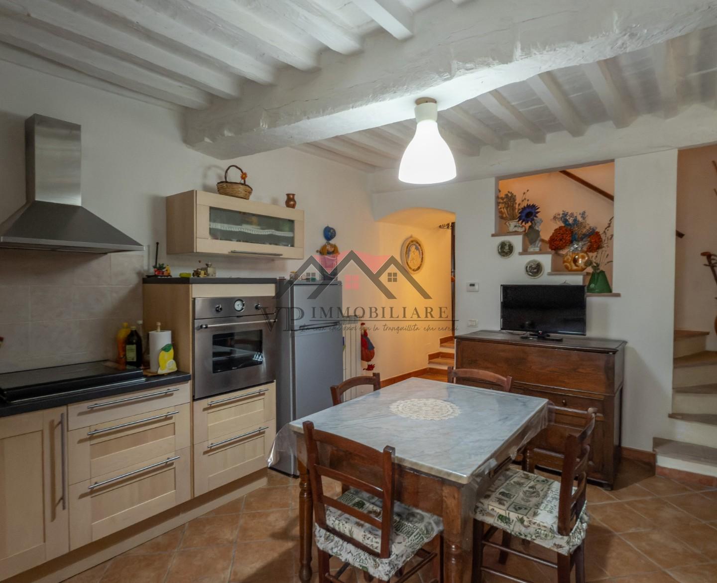 Quadrilocale in vendita a Castelnuovo di Val di Cecina