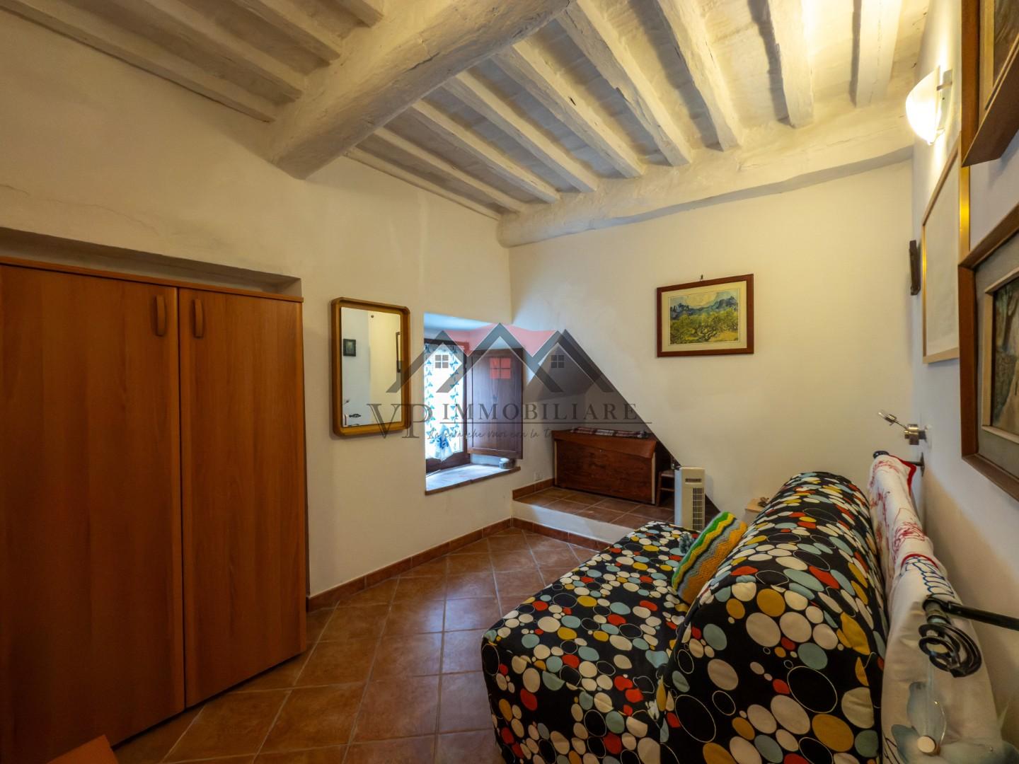 Quadrilocale in vendita a Castelnuovo di Val di Cecina