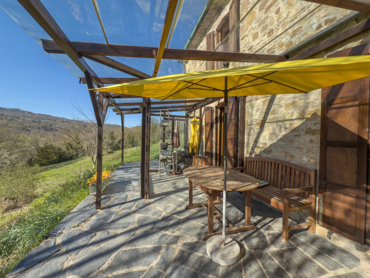 Casa indipendente con giardino a Castelnuovo di Val di Cecina