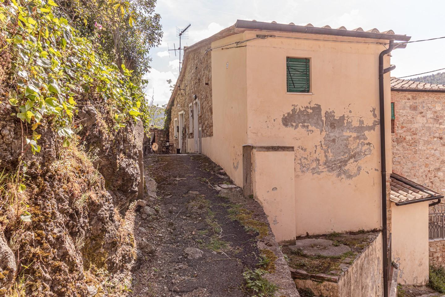 Quadrilocale con giardino, Pomarance montecerboli