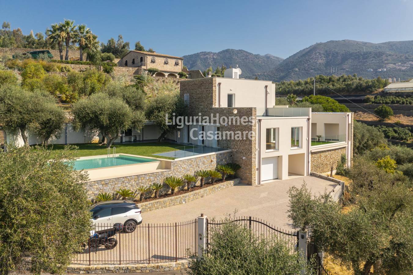 Villa vista mare a Taggia