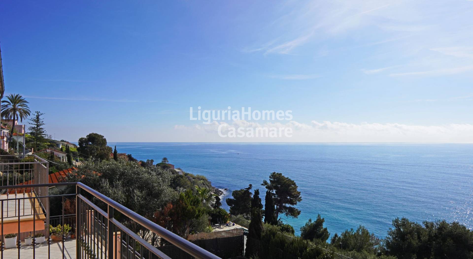 Appartamento in vendita a Cipressa