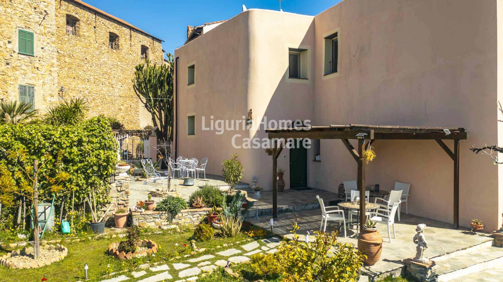 Villa in vendita a Pompeiana