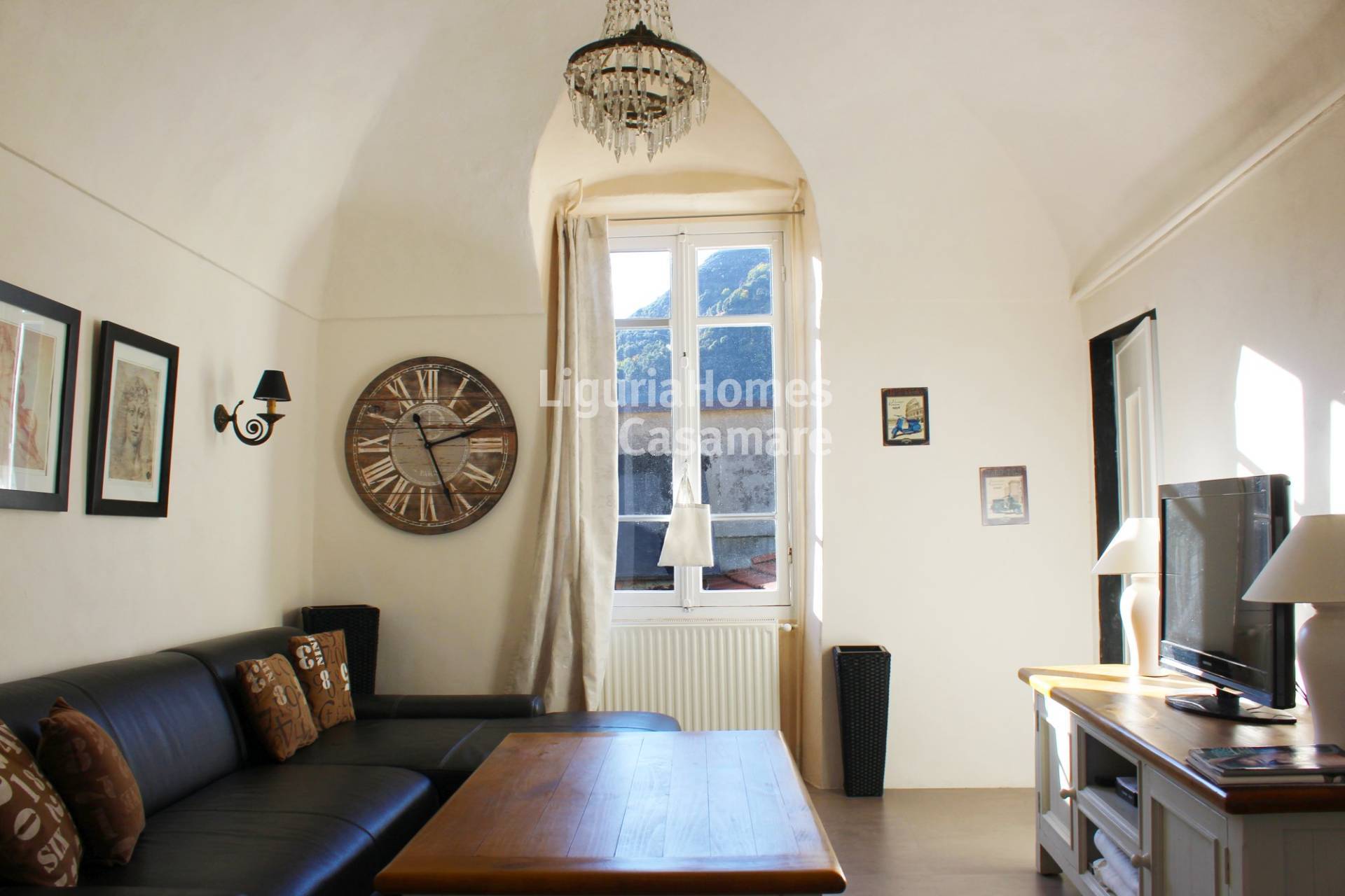 Casa di paese in vendita a Montalto Carpasio
