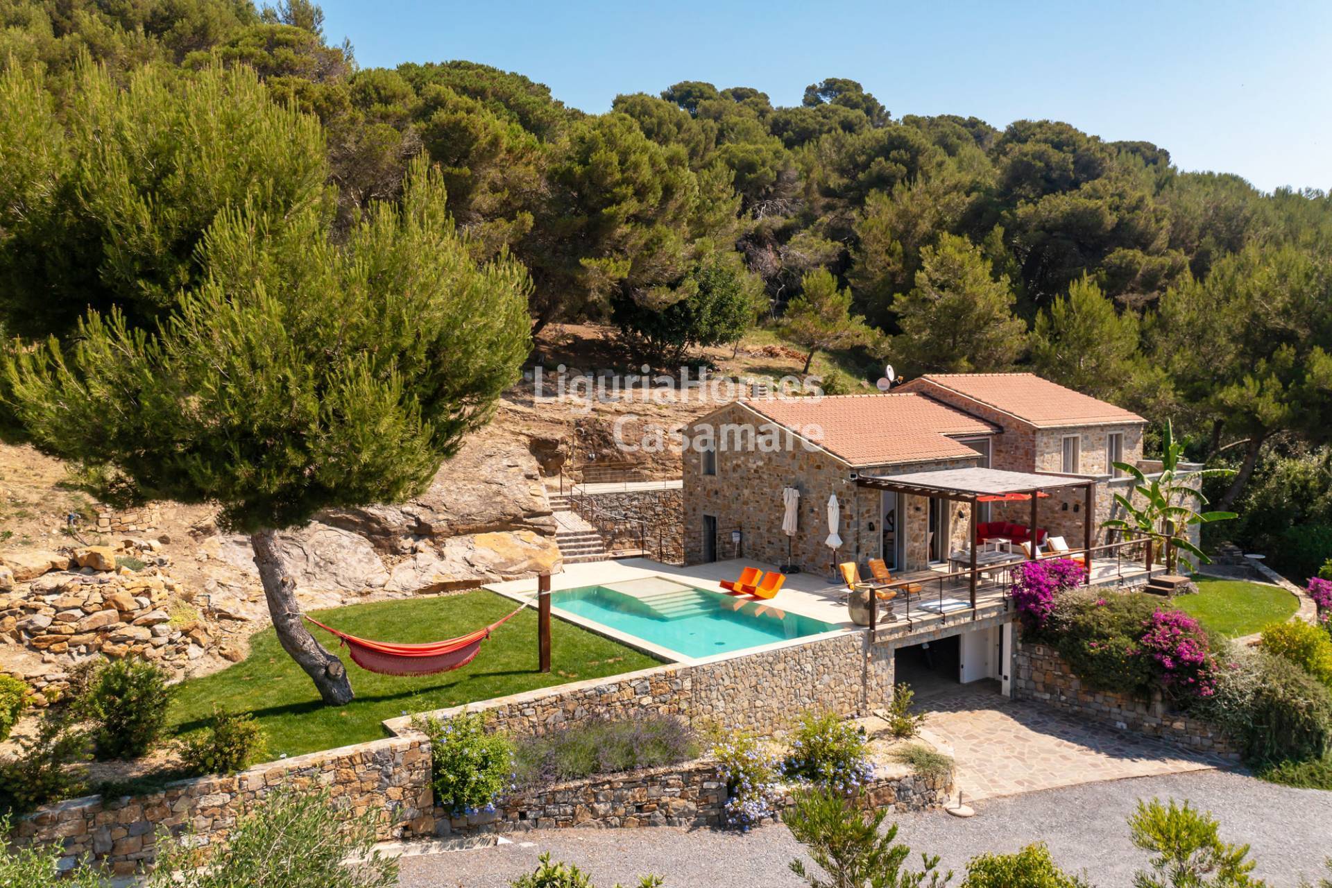Villa in vendita a Cipressa