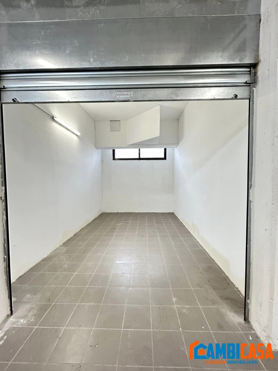 Box/Garage 20mq in vendita a Palermo