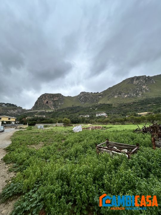 Terreno in vendita a Palermo