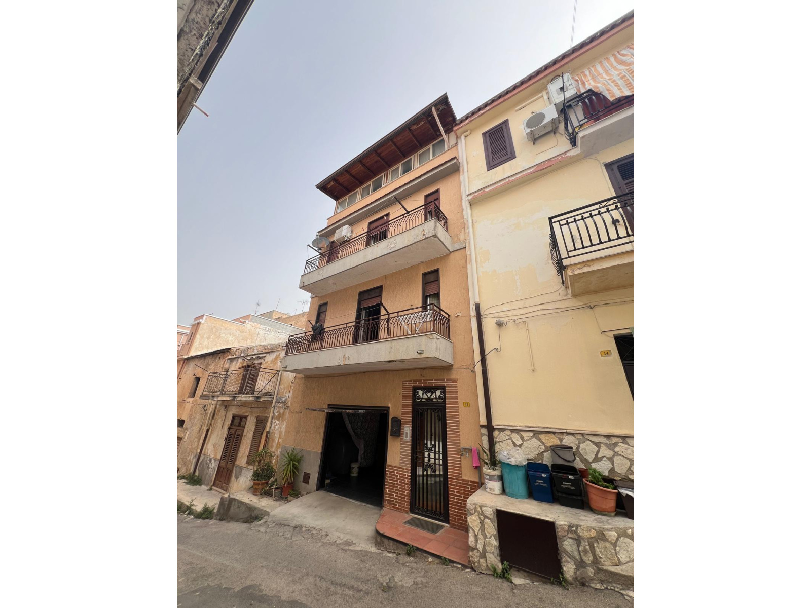 Stabile/Palazzo in vendita a Borgetto