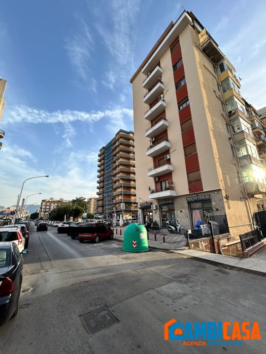 Box/Garage 15mq in vendita a Palermo