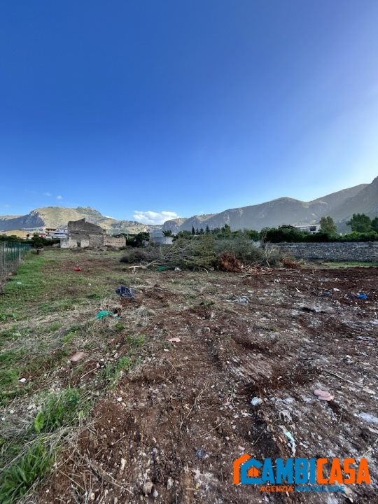 Terreno in vendita a Palermo